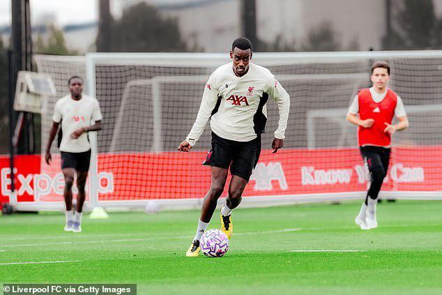 马不停蹄，伊萨克周三参加了利物浦的训练
